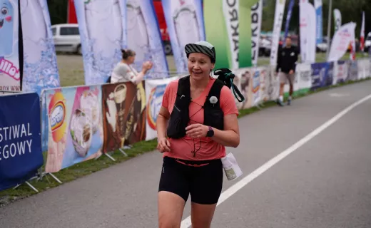 Jest zwycięzca Biegu 7 Dolin na 100 km! Dotarł do mety ze świetnym czasem [WIDEO] - 79